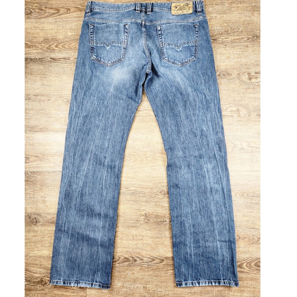 Diesel Viker Regular Straight Leg Jeans Mens 36x32 Blue Distressed Wash 0RBE4 - Picture 3 of 6